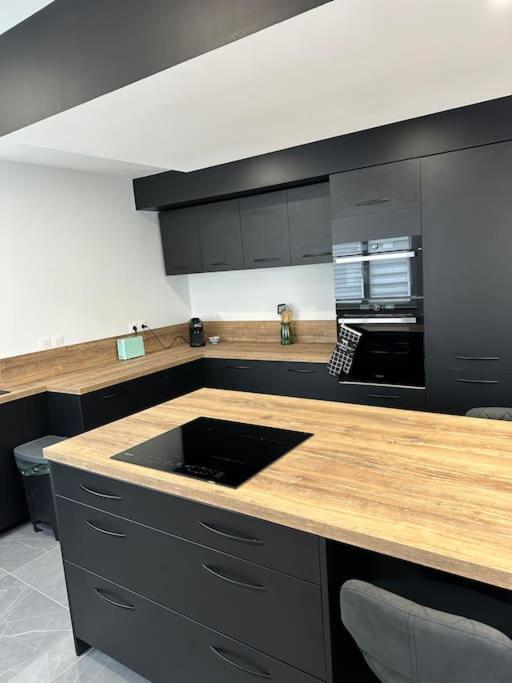 Appartement Lahoucine Булонь-сюр-Мер Экстерьер фото